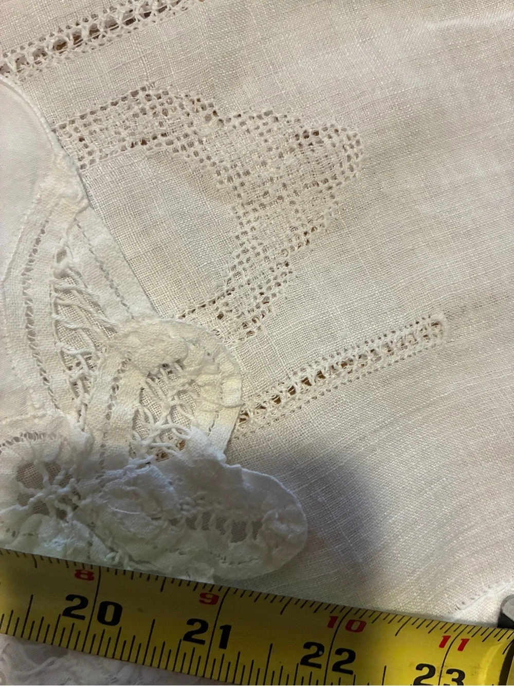 Vintage Embroidered Linen Doilies Set - Basket covers and Bun Warmer Covers